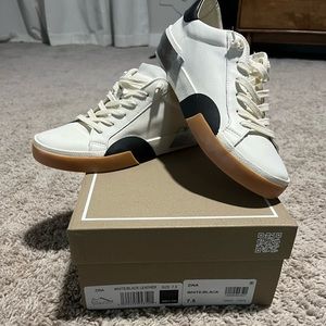 Dolce Vita Zina Sneakers